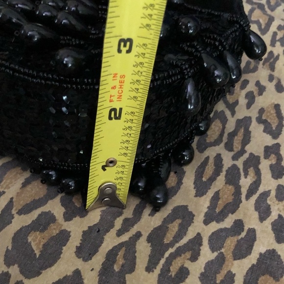 LA REGALE Black Formal tear drop Beaded Sequin mini bag Clutch NWT - Picture 6 of 13